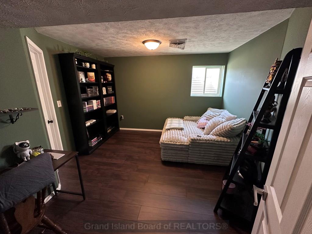 St. Libory, Nebraska 68872, United States, 5 Bedrooms Bedrooms, ,2 BathroomsBathrooms,Residential,Active,124830