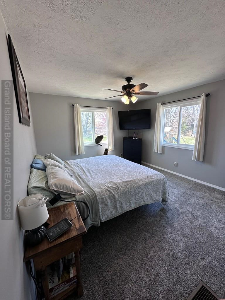 St. Libory, Nebraska 68872, United States, 5 Bedrooms Bedrooms, ,2 BathroomsBathrooms,Residential,Active,124830