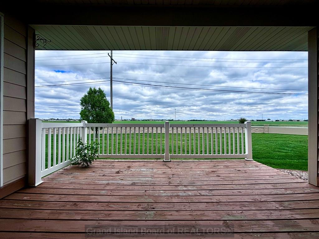 Grand Island, Nebraska 68803, United States, 3 Bedrooms Bedrooms, ,3 BathroomsBathrooms,Residential,Active,136919