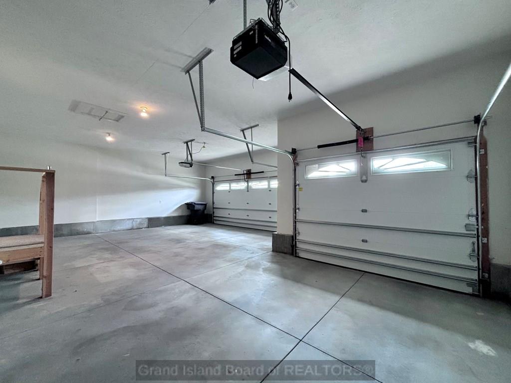 Grand Island, Nebraska 68803, United States, 3 Bedrooms Bedrooms, ,3 BathroomsBathrooms,Residential,Active,136919