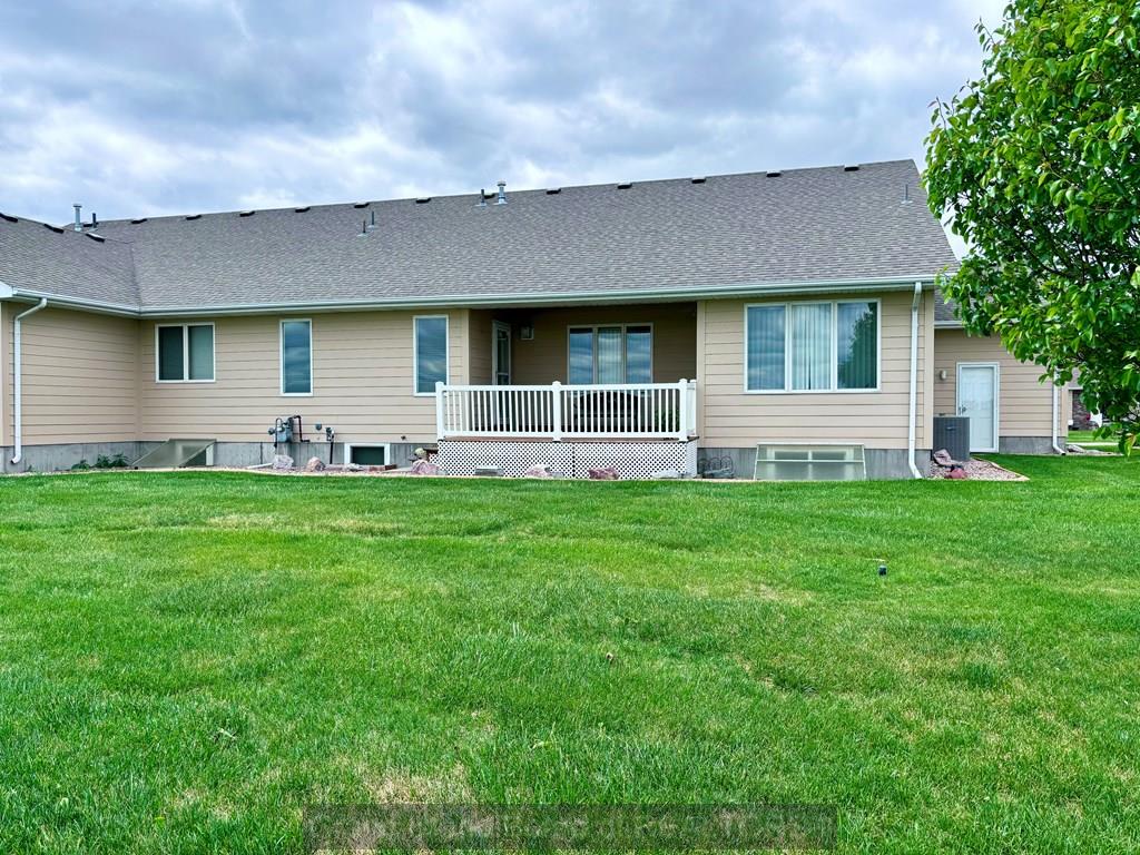 Grand Island, Nebraska 68803, United States, 3 Bedrooms Bedrooms, ,3 BathroomsBathrooms,Residential,Active,136919