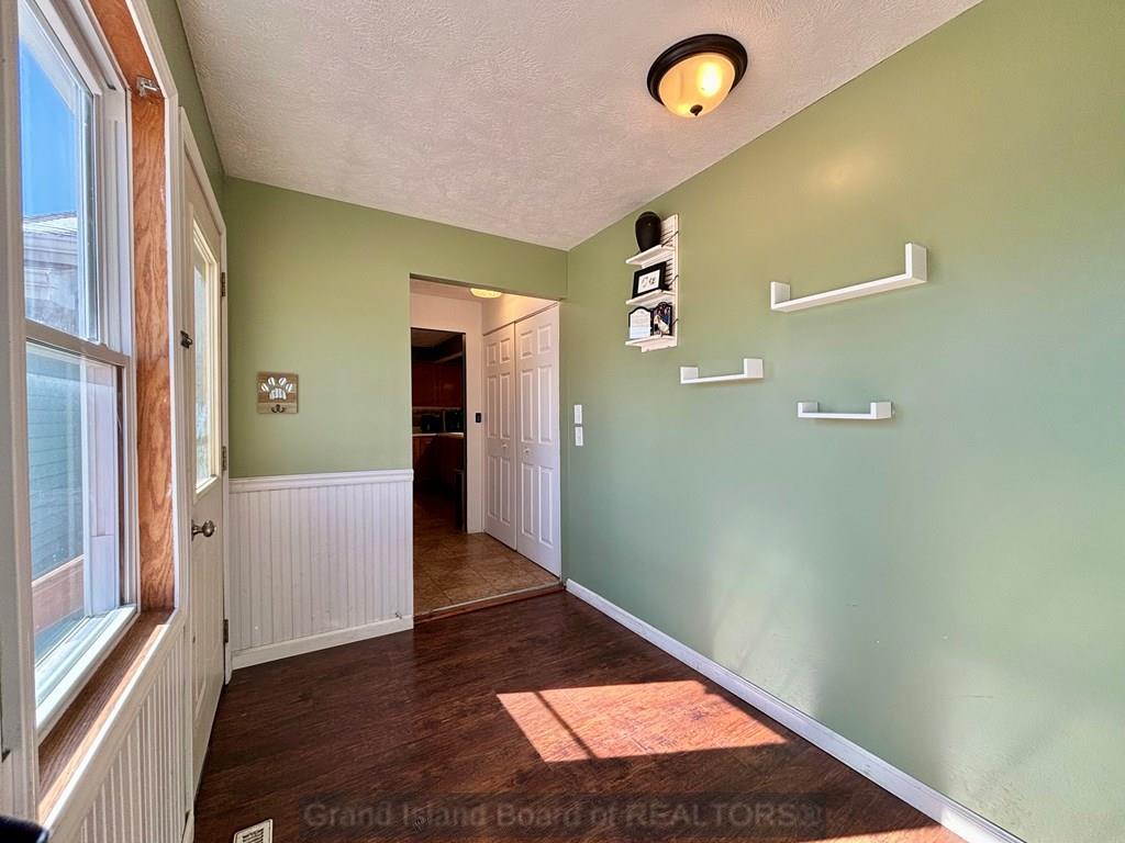 Grand Island, Nebraska 68803, United States, 2 Bedrooms Bedrooms, ,2 BathroomsBathrooms,Residential,Pending,84569