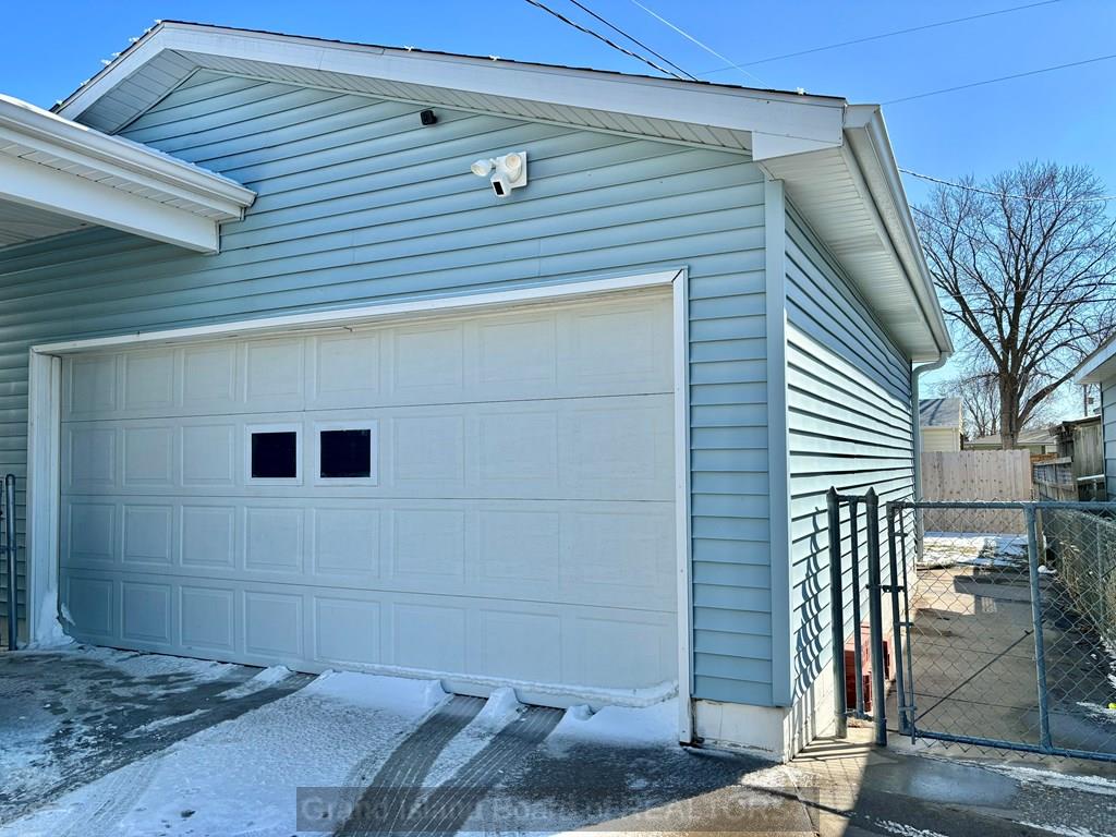 Grand Island, Nebraska 68803, United States, 2 Bedrooms Bedrooms, ,2 BathroomsBathrooms,Residential,Pending,84569