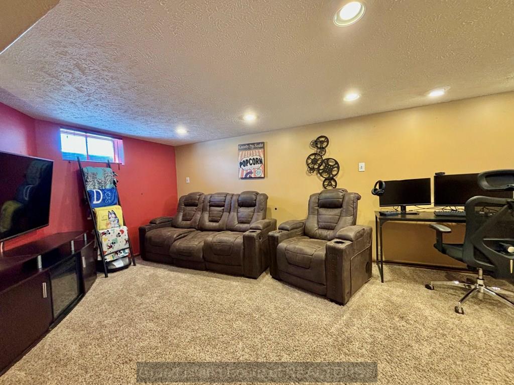 Grand Island, Nebraska 68803, United States, 2 Bedrooms Bedrooms, ,2 BathroomsBathrooms,Residential,Pending,84569