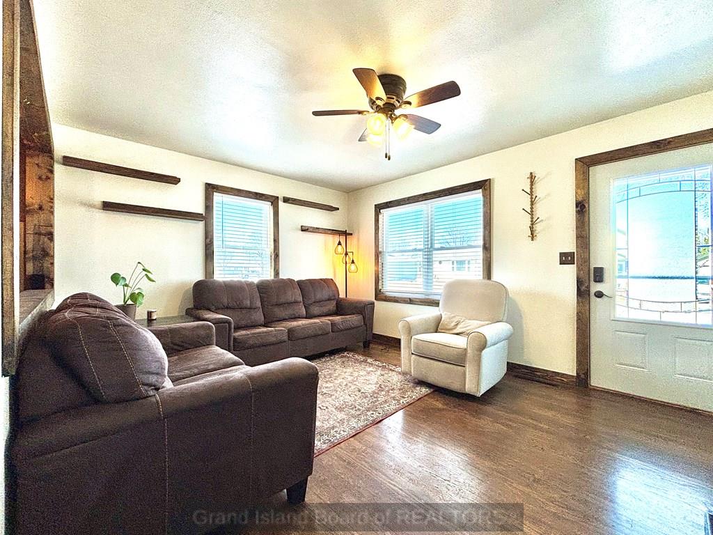 Grand Island, Nebraska 68803, United States, 2 Bedrooms Bedrooms, ,2 BathroomsBathrooms,Residential,Pending,84569