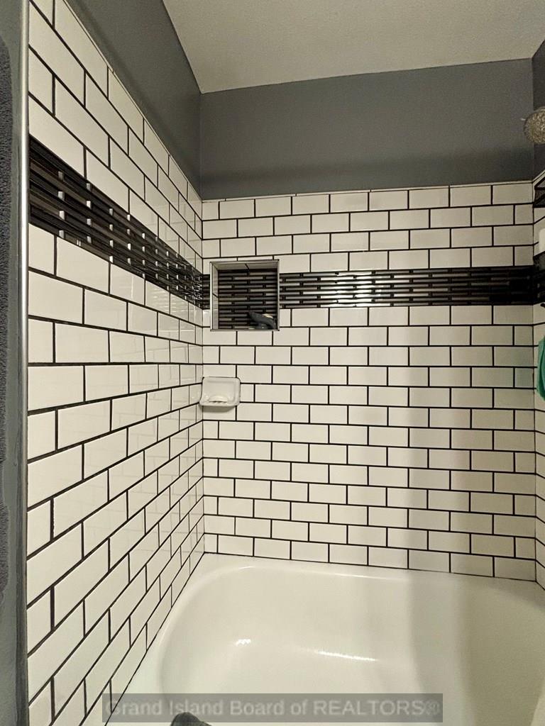 Grand Island, Nebraska 68803, United States, 2 Bedrooms Bedrooms, ,2 BathroomsBathrooms,Residential,Pending,84569