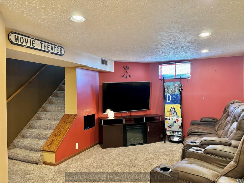 Grand Island, Nebraska 68803, United States, 2 Bedrooms Bedrooms, ,2 BathroomsBathrooms,Residential,Pending,84569