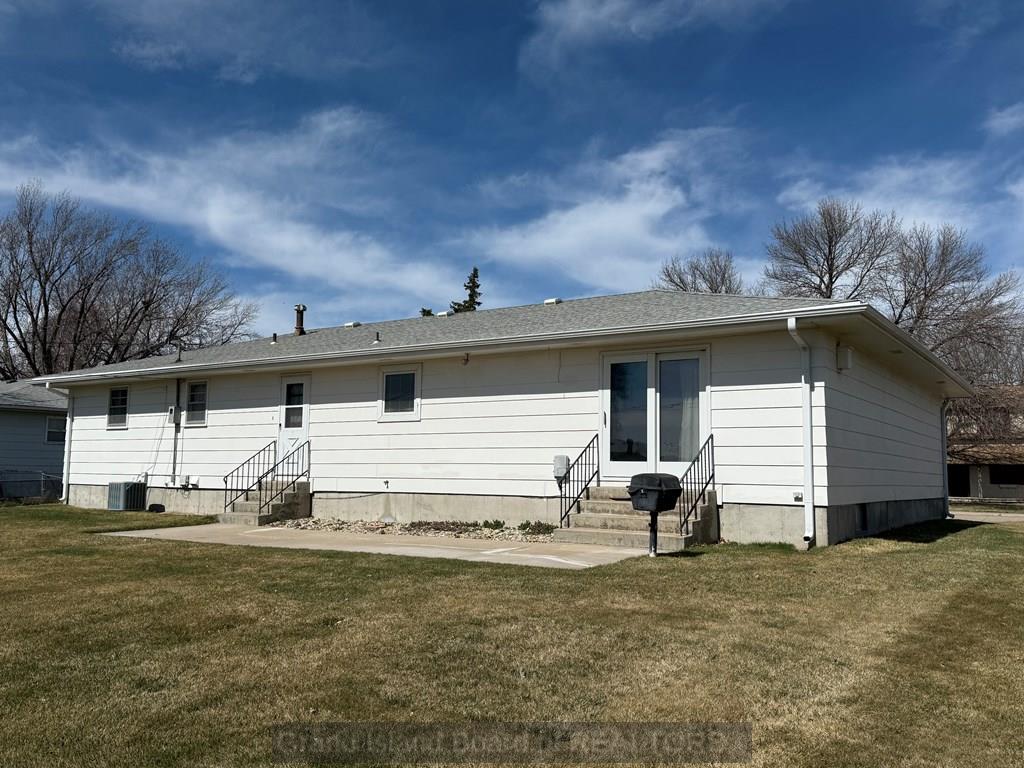 Grand Island, Nebraska 68801, United States, 3 Bedrooms Bedrooms, ,2 BathroomsBathrooms,Residential,Active,94253