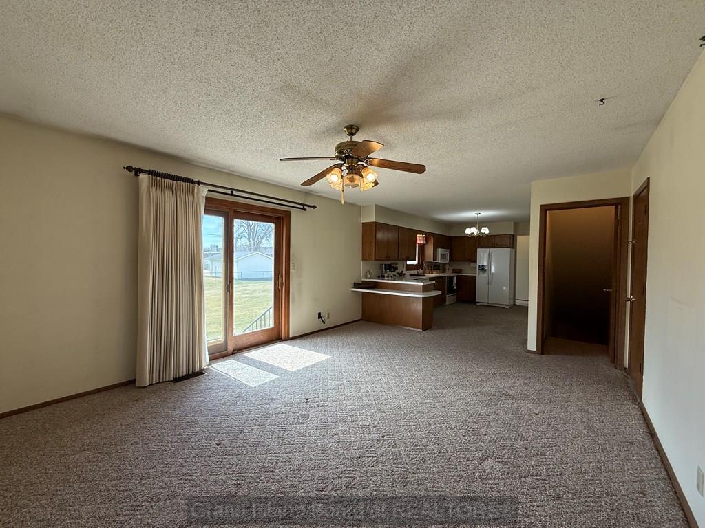 Grand Island, Nebraska 68801, United States, 3 Bedrooms Bedrooms, ,2 BathroomsBathrooms,Residential,Active,94253