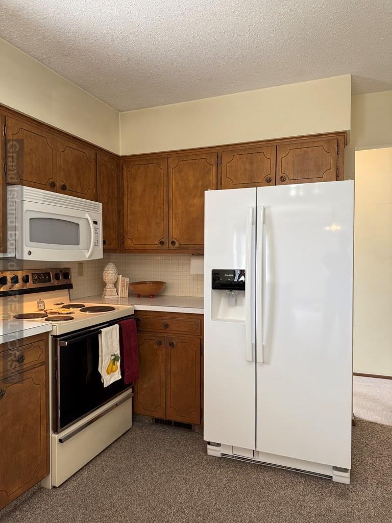 Grand Island, Nebraska 68801, United States, 3 Bedrooms Bedrooms, ,2 BathroomsBathrooms,Residential,Active,94253