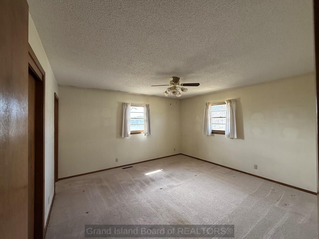 Grand Island, Nebraska 68801, United States, 3 Bedrooms Bedrooms, ,2 BathroomsBathrooms,Residential,Active,94253