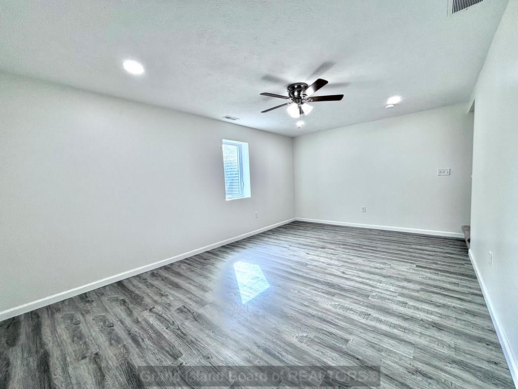 Hastings, Nebraska 68901, United States, 4 Bedrooms Bedrooms, ,2 BathroomsBathrooms,Residential,Active,218985