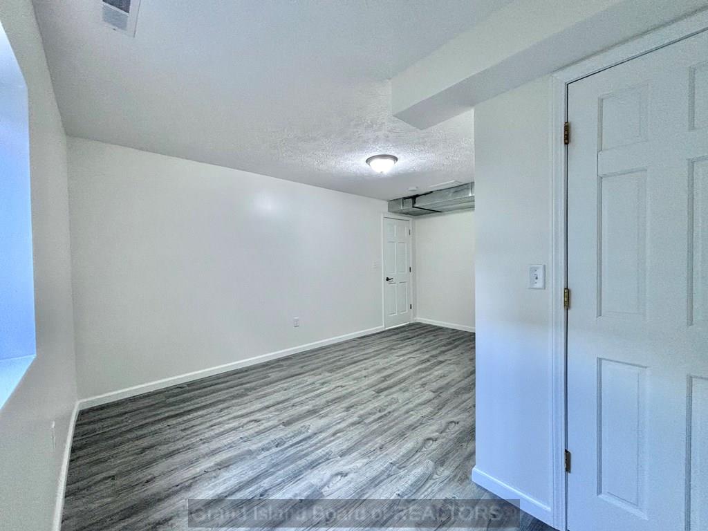 Hastings, Nebraska 68901, United States, 4 Bedrooms Bedrooms, ,2 BathroomsBathrooms,Residential,Active,218985