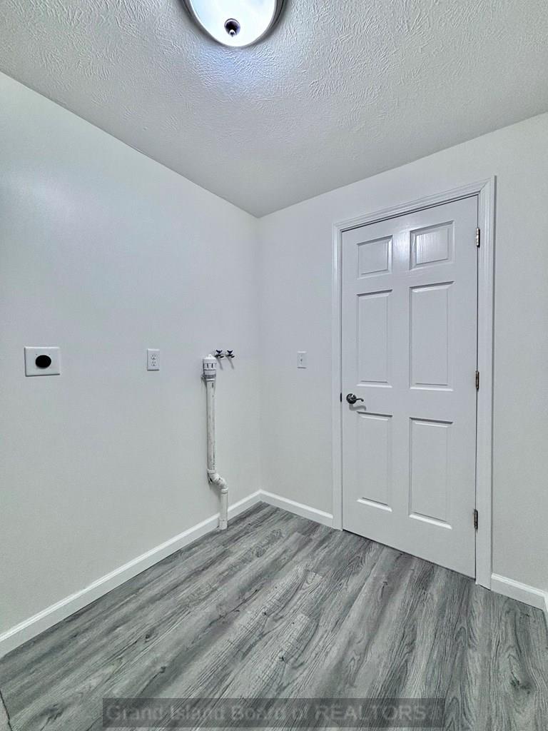 Hastings, Nebraska 68901, United States, 4 Bedrooms Bedrooms, ,2 BathroomsBathrooms,Residential,Active,218985