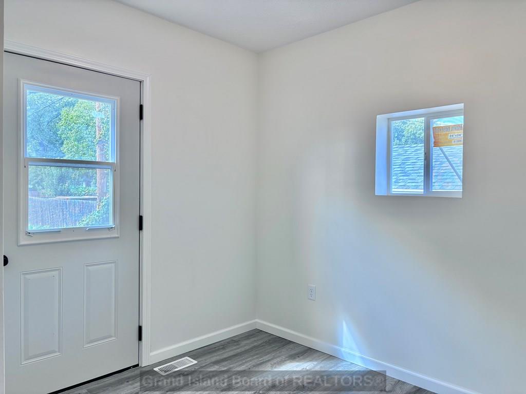 Hastings, Nebraska 68901, United States, 4 Bedrooms Bedrooms, ,2 BathroomsBathrooms,Residential,Active,218985