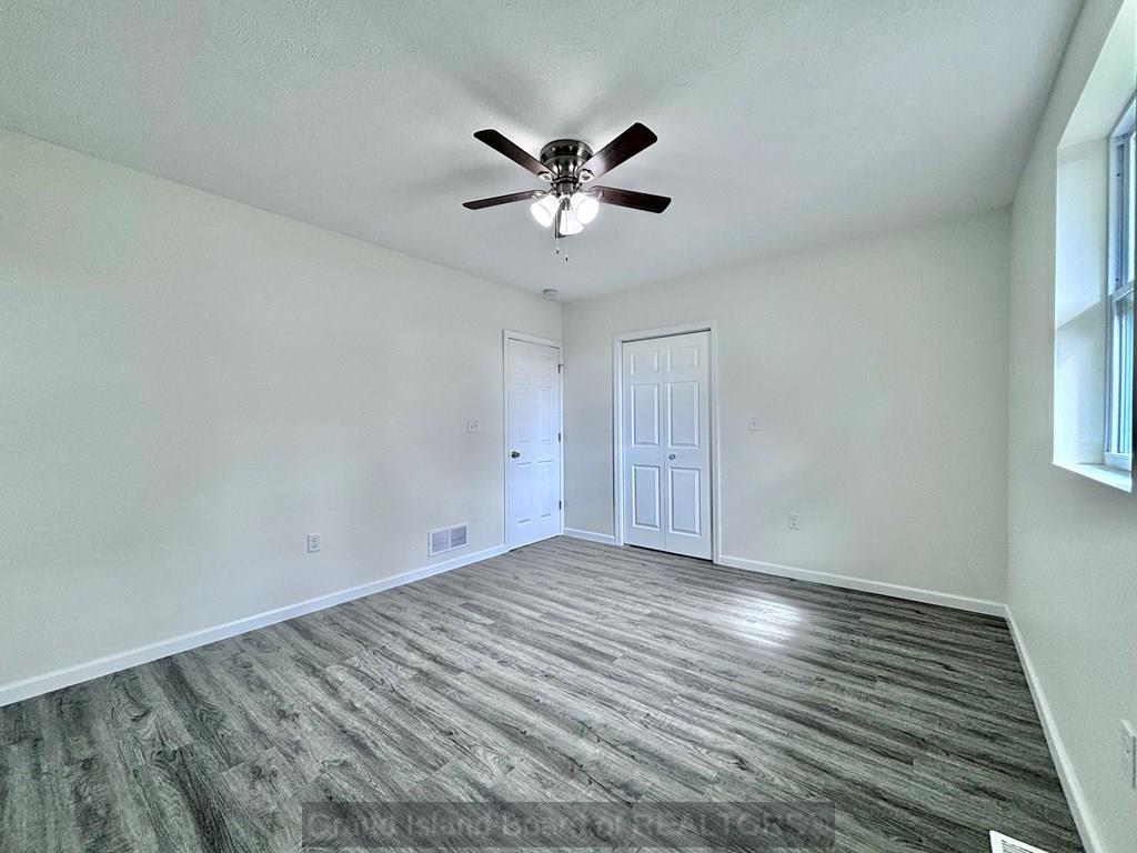 Hastings, Nebraska 68901, United States, 4 Bedrooms Bedrooms, ,2 BathroomsBathrooms,Residential,Active,218985