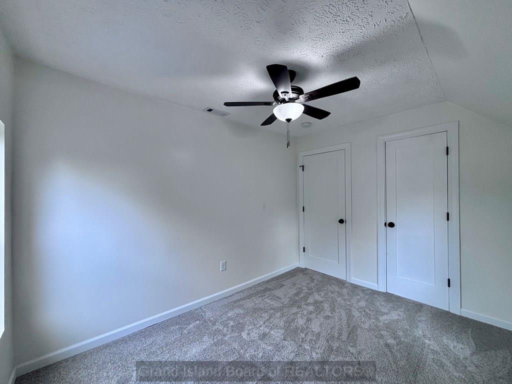 Aurora, Nebraska 68818, United States, 5 Bedrooms Bedrooms, ,2 BathroomsBathrooms,Residential,Active,201052