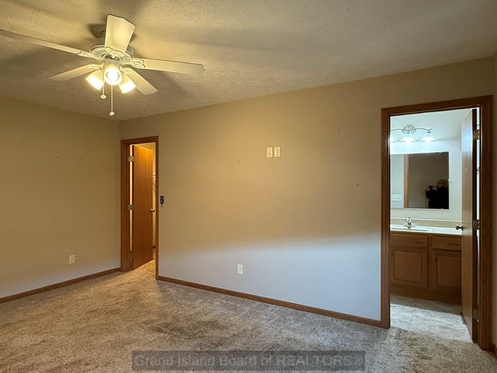 Grand Island, Nebraska 68803, United States, 3 Bedrooms Bedrooms, ,2 BathroomsBathrooms,Residential,Active,98696