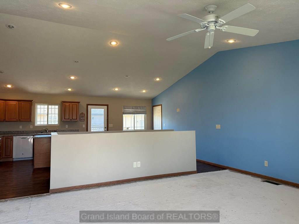Grand Island, Nebraska 68803, United States, 3 Bedrooms Bedrooms, ,2 BathroomsBathrooms,Residential,Active,98696