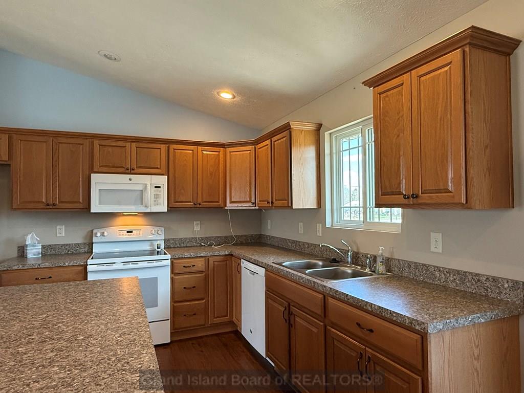 Grand Island, Nebraska 68803, United States, 3 Bedrooms Bedrooms, ,2 BathroomsBathrooms,Residential,Active,98696