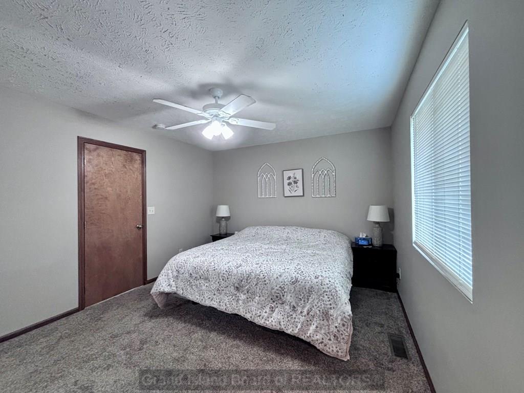 Grand Island, Nebraska 68803, United States, 5 Bedrooms Bedrooms, ,3 BathroomsBathrooms,Residential,Active,162124