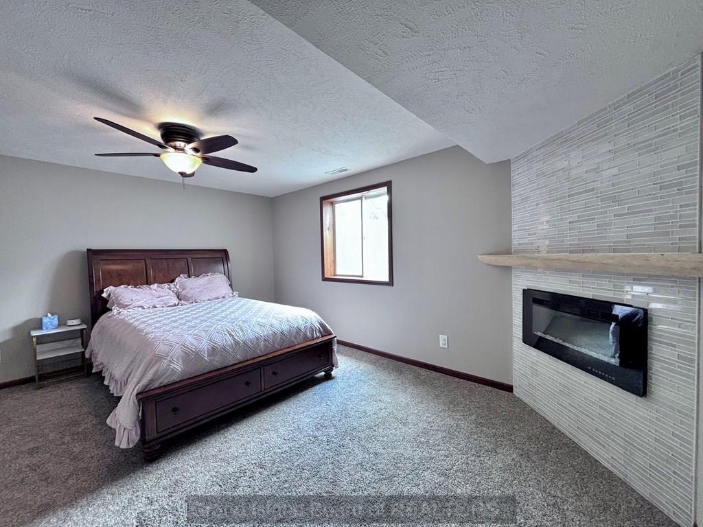 Grand Island, Nebraska 68803, United States, 5 Bedrooms Bedrooms, ,3 BathroomsBathrooms,Residential,Active,162124