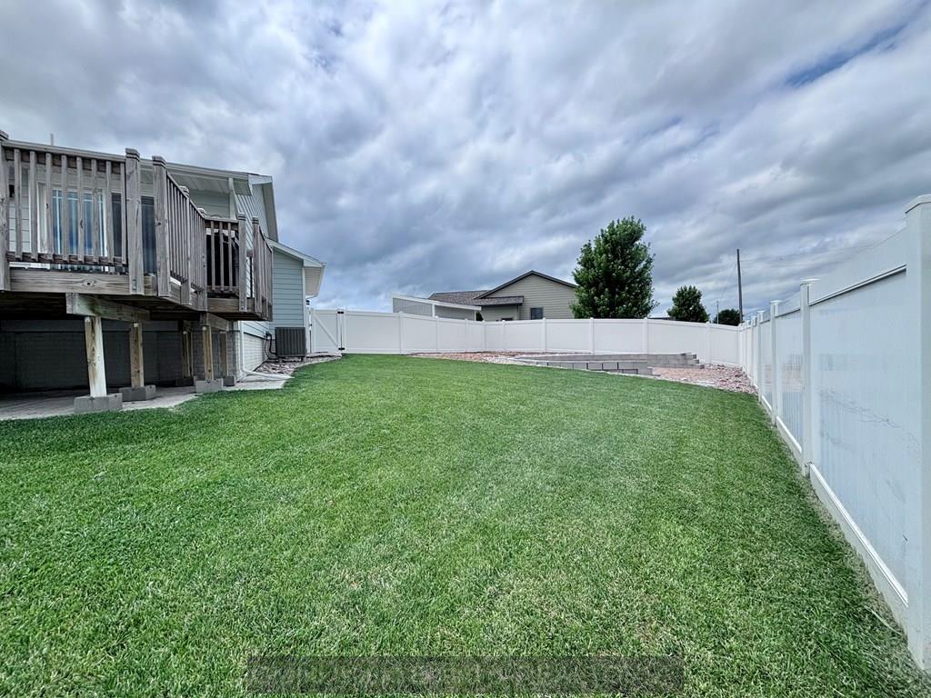 Grand Island, Nebraska 68803, United States, 5 Bedrooms Bedrooms, ,3 BathroomsBathrooms,Residential,Active,162124