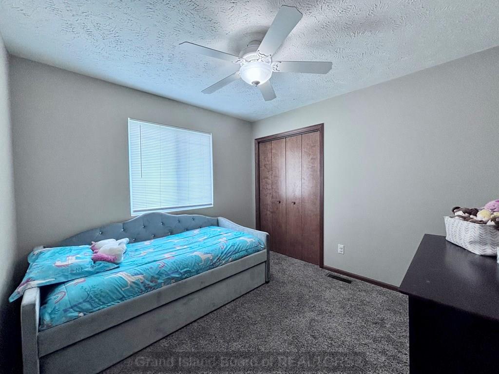 Grand Island, Nebraska 68803, United States, 5 Bedrooms Bedrooms, ,3 BathroomsBathrooms,Residential,Active,162124