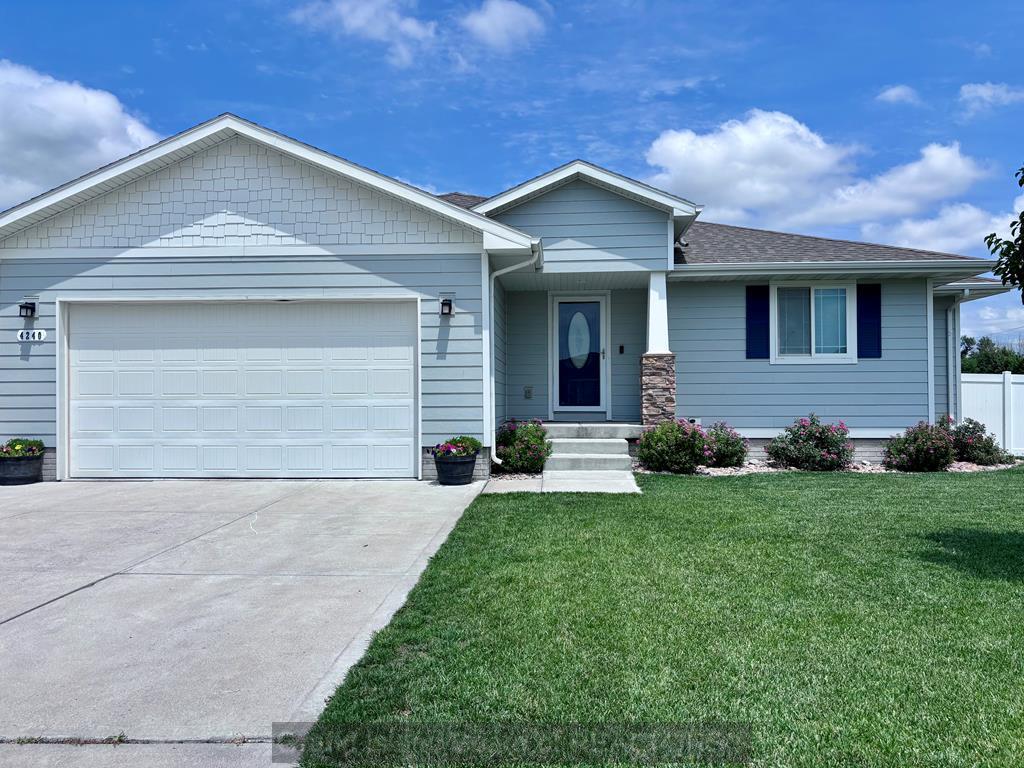 Grand Island, Nebraska 68803, United States, 5 Bedrooms Bedrooms, ,3 BathroomsBathrooms,Residential,Active,162124 Grand Island, Nebraska 68803, United States, 5 Bedrooms Bedrooms, ,3 BathroomsBathrooms,Residential,Active,162124
