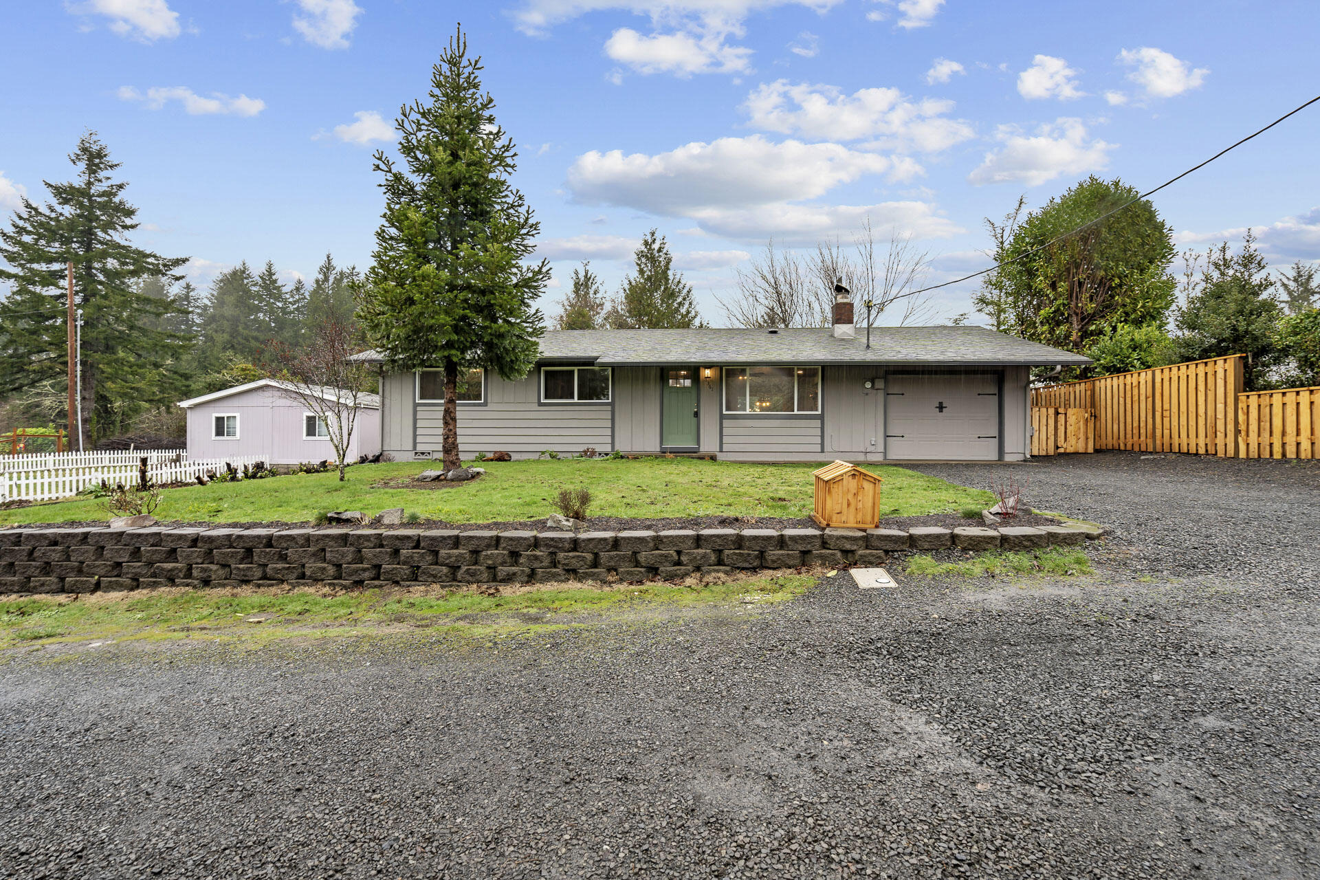 Listing image 1
