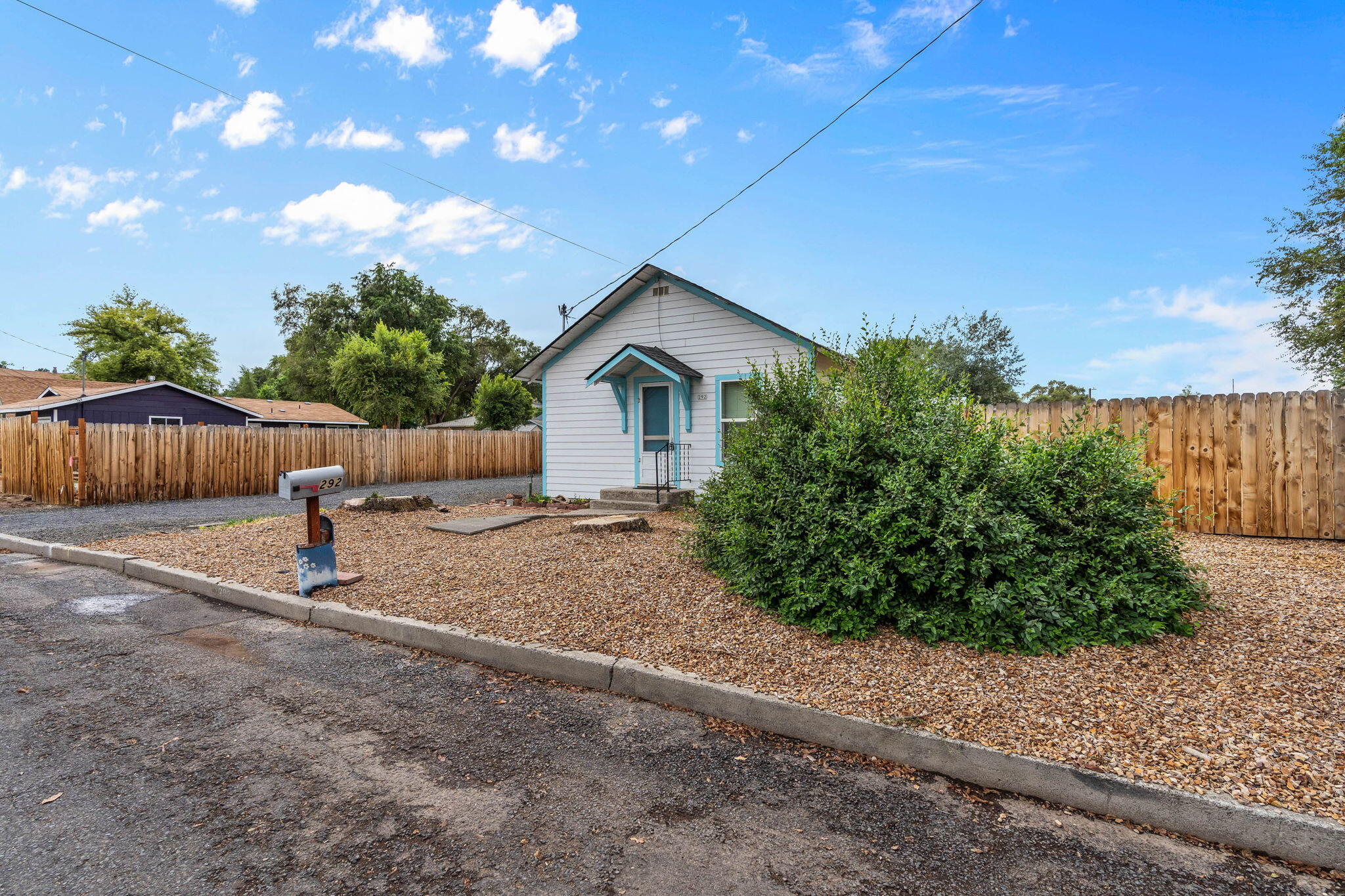 Listing image 1