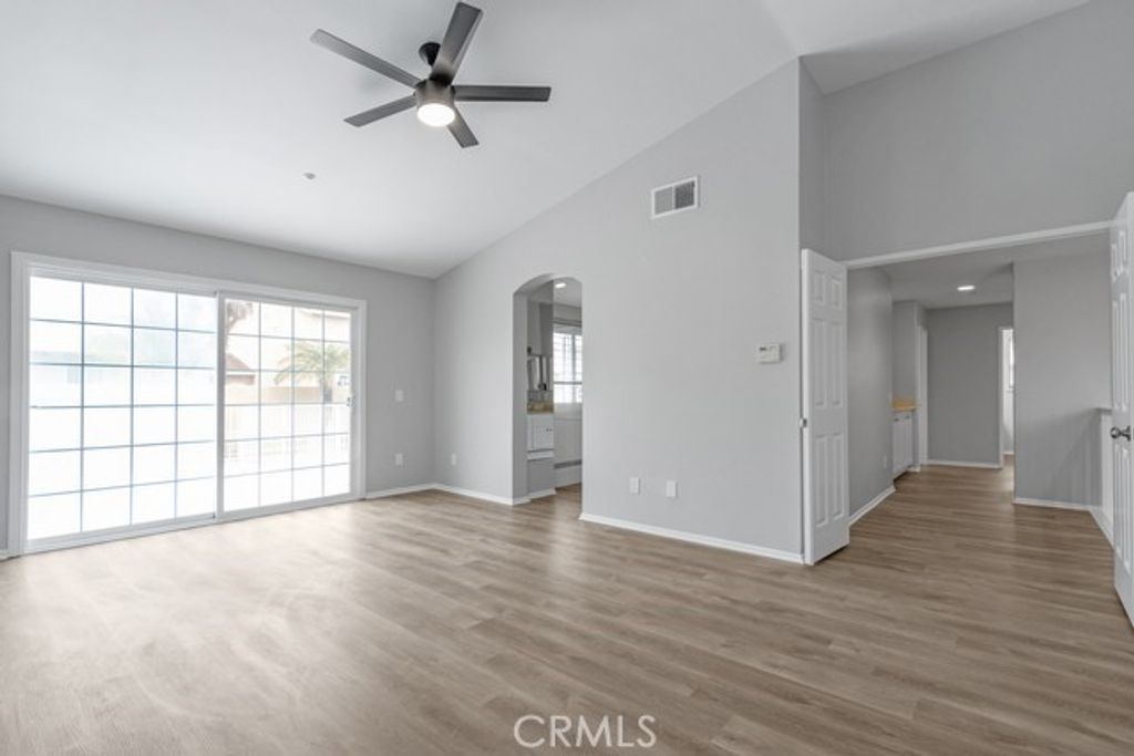 listing image 38