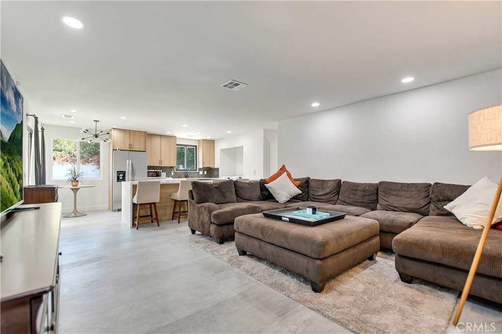 Desert Park Estates (33103) - Residential