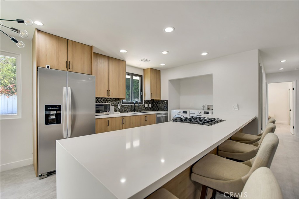 Desert Park Estates (33103) - Residential