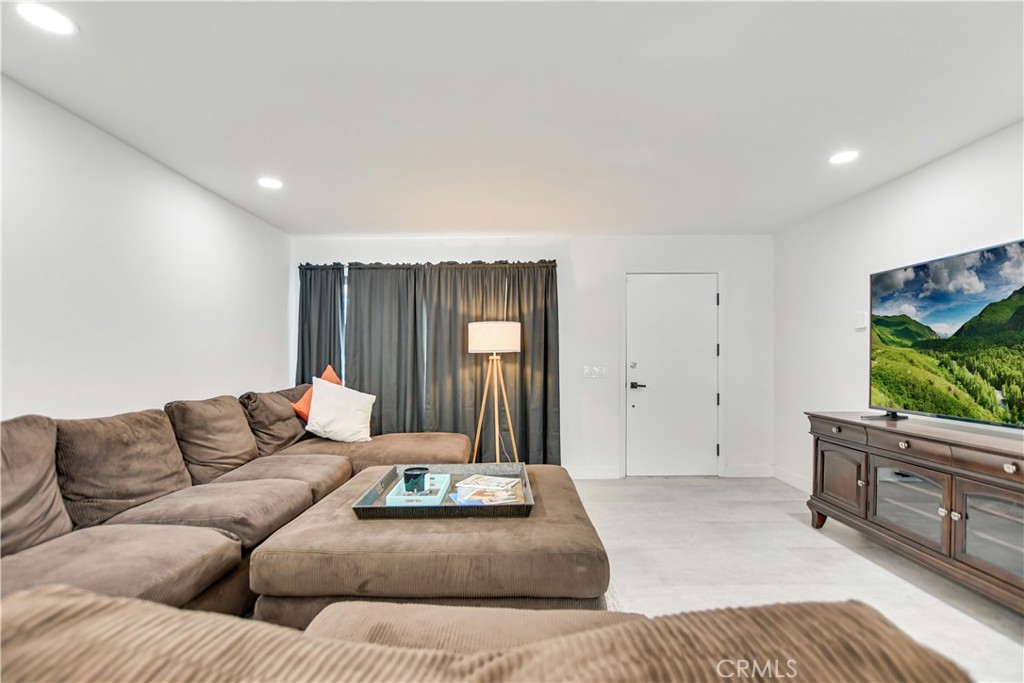 Desert Park Estates (33103) - Residential