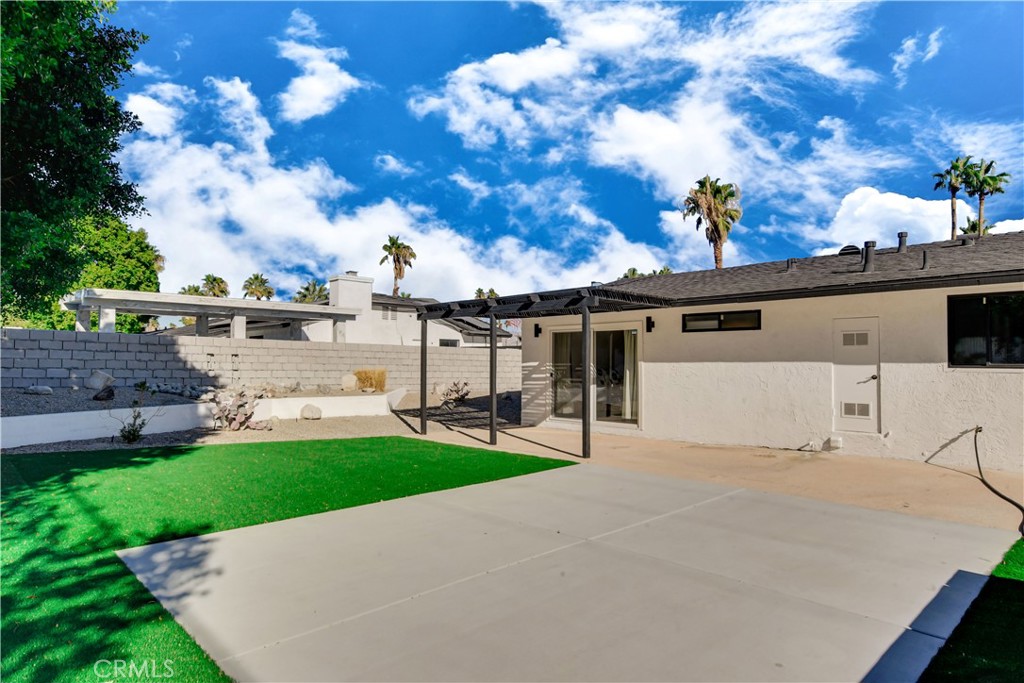 Desert Park Estates (33103) - Residential
