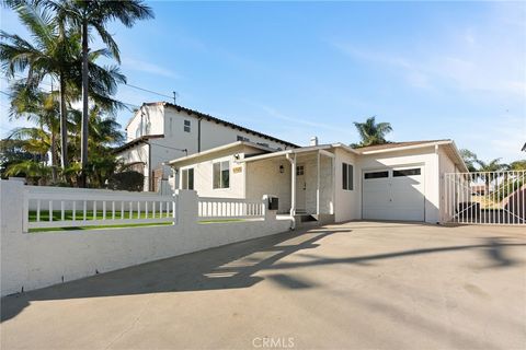 A home in Manhattan Beach