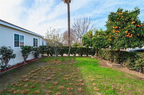 A home in El Monte