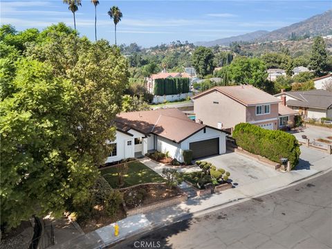 A home in Duarte