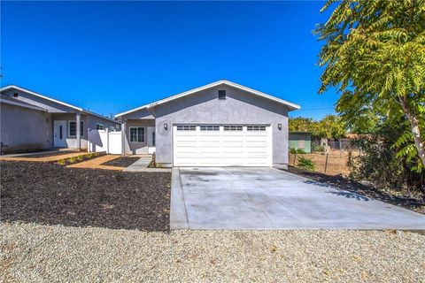 A home in Lake Elsinore