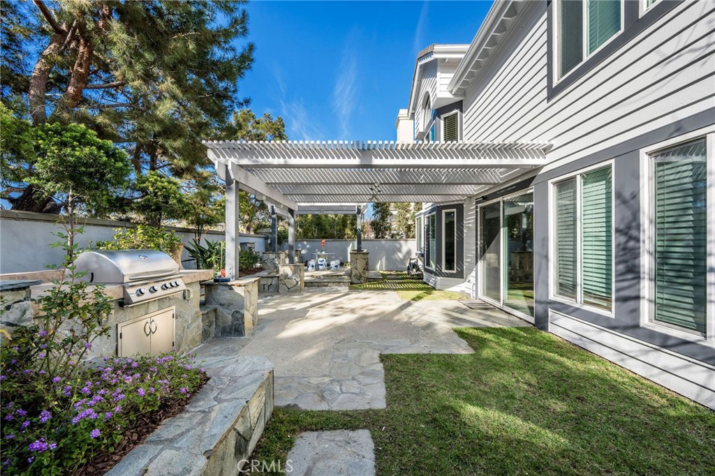 93 Fairlane Road