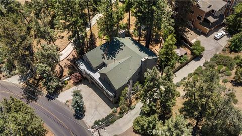 A home in Pine Mountain Club