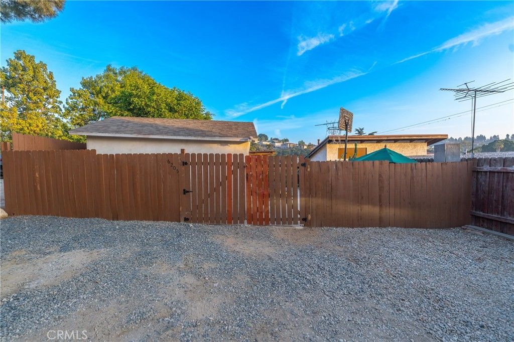 listing image 73