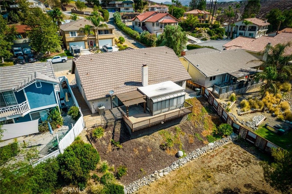 listing image 130724376157008284149