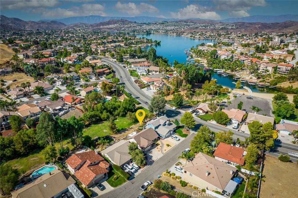 listing image 130723462084985571599