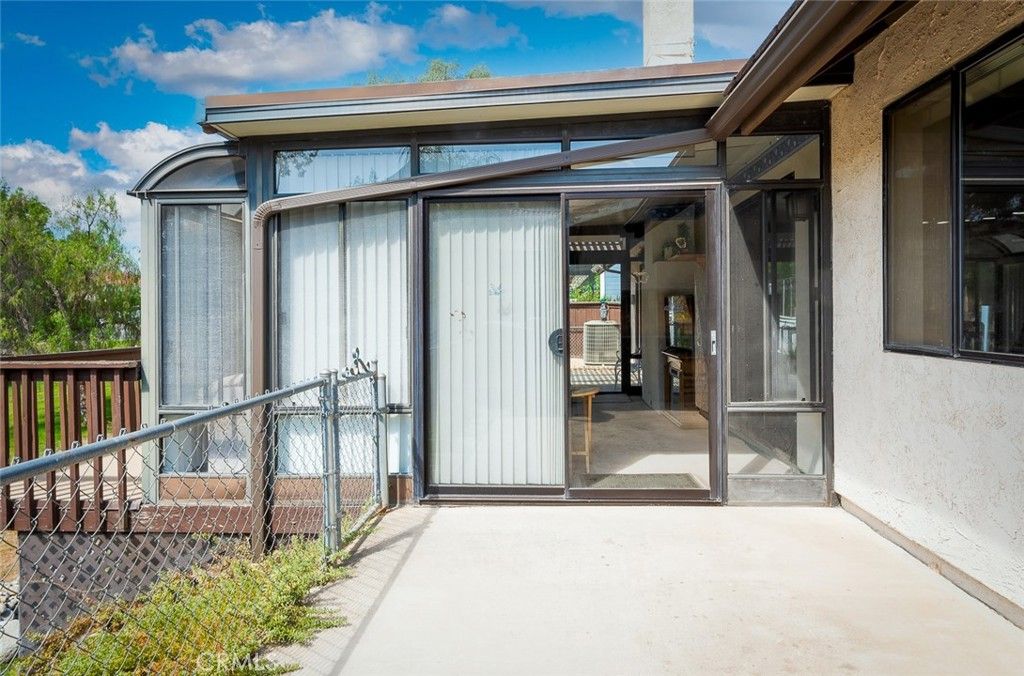 listing image 130723783181585351583