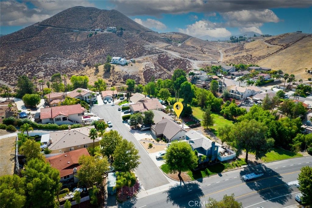 listing image 130724139037923475038