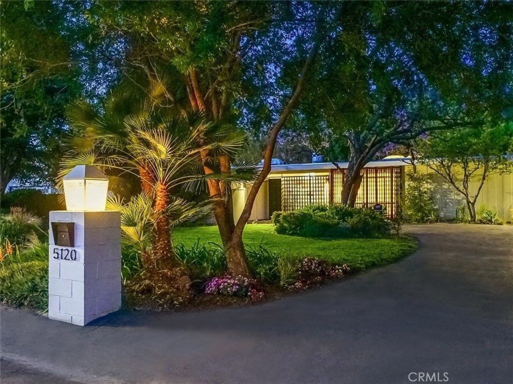 listing image 130720891970027216126