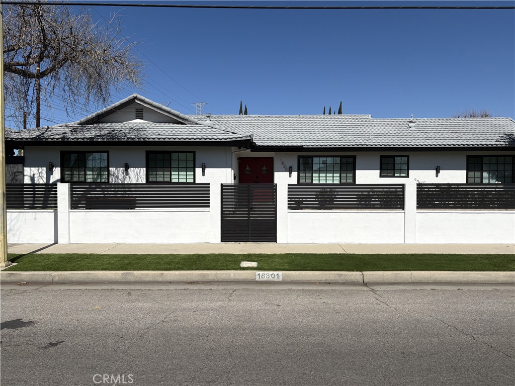 Similar Properties