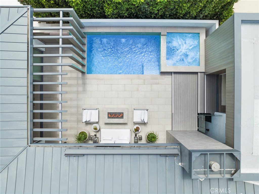 Irvine Terrace (IRVT) - Residential